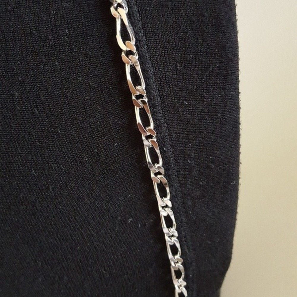 Monet 80s Silver Tone Figaro Link Chain Necklace Vintage Fold Over Clasp 30in - Picture 3 of 4